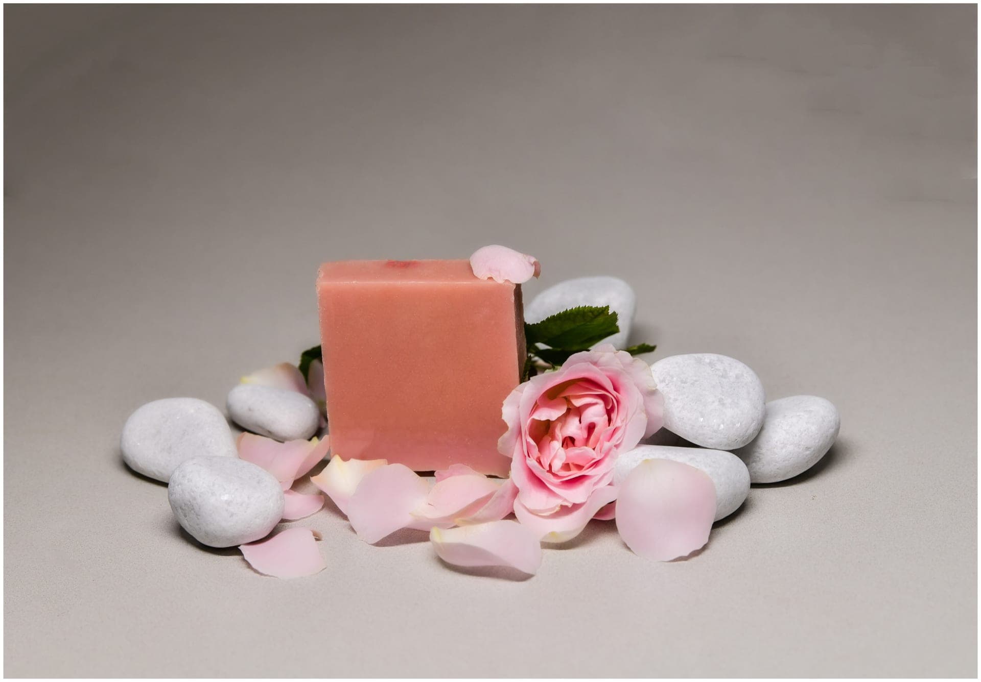 Rose and geranium pink soap with fresh roses